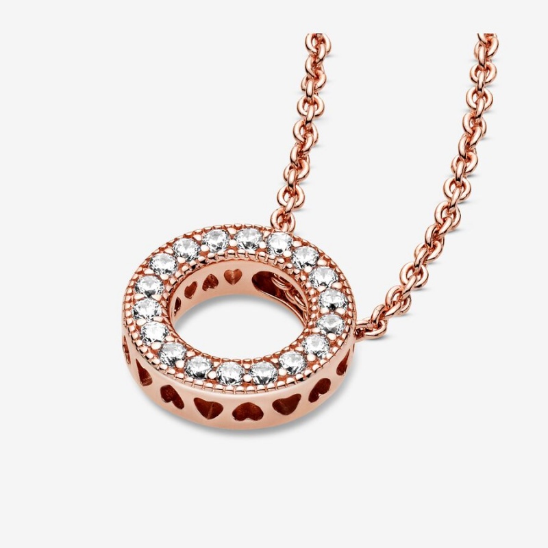 Rose Gold Plated Pandora Logo Pavé Circle Collier Pendant Necklaces | 5329076-TU