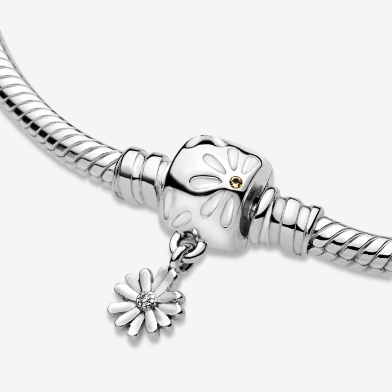 Sterling Silver Pandora Moments Daisy Flower Clasp Snake Charm Bracelets | 6708241-GN